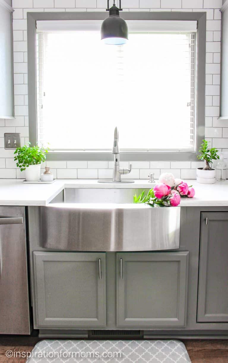 Simple Summer Home Tour at Inspiration for Moms