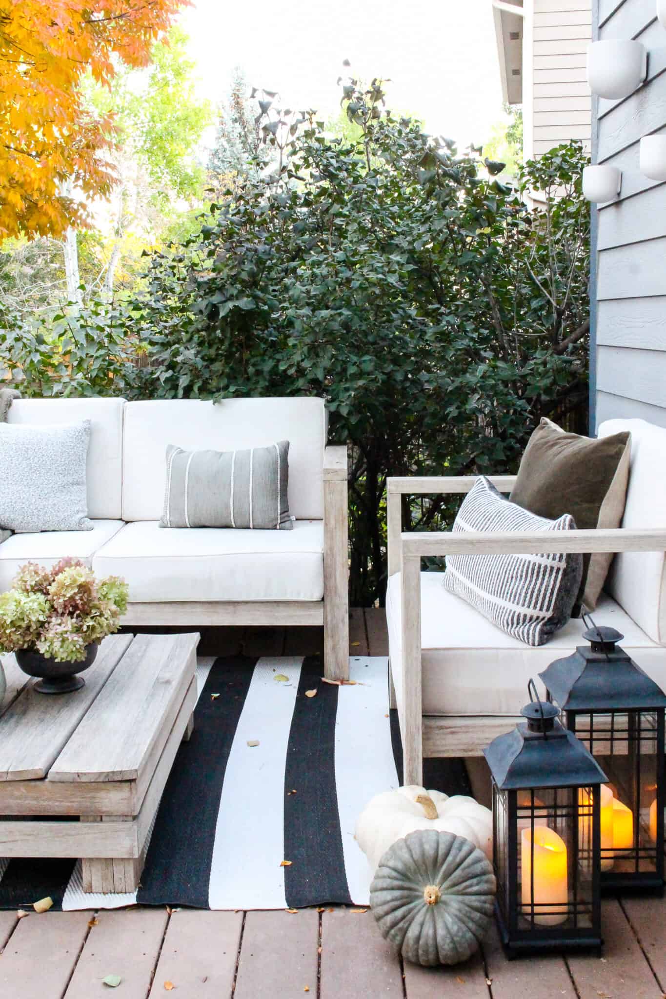 Simple DIY Fall Outdoor Decor Ideas - Inspiration For Moms
