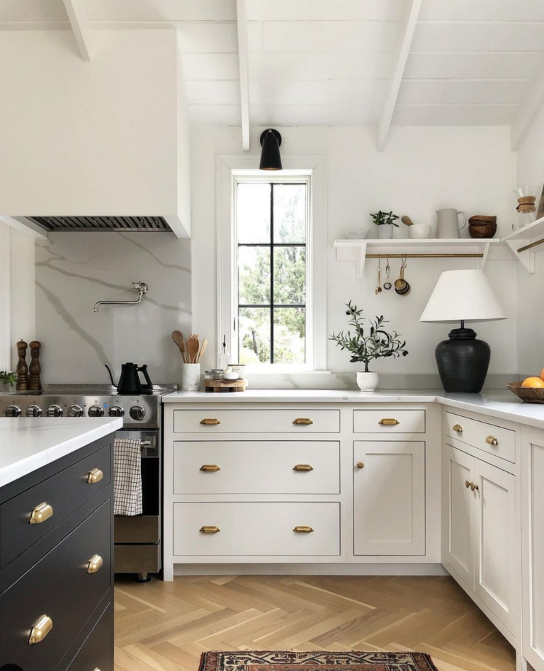 10 Best Off White Paint Colors For Kitchen Cabinets - Inspiration For Moms